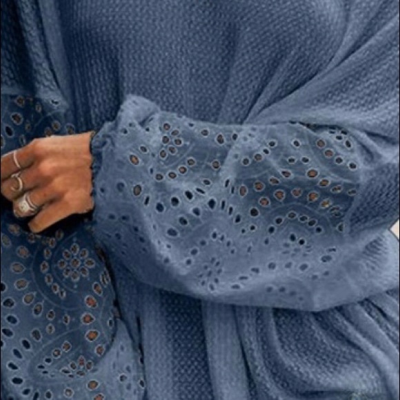 Casual Puffy Sleeve Top - Picture 3 of 4